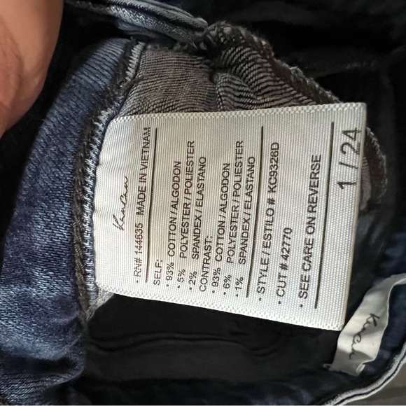 Kancan Morgan High Rise Flare Two Tone Raw Hem Flare Distressed Denim Jeans - Picture 12 of 12